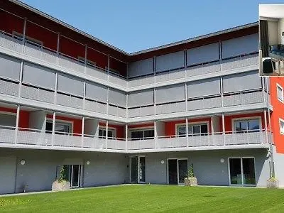 La Perla Hotel